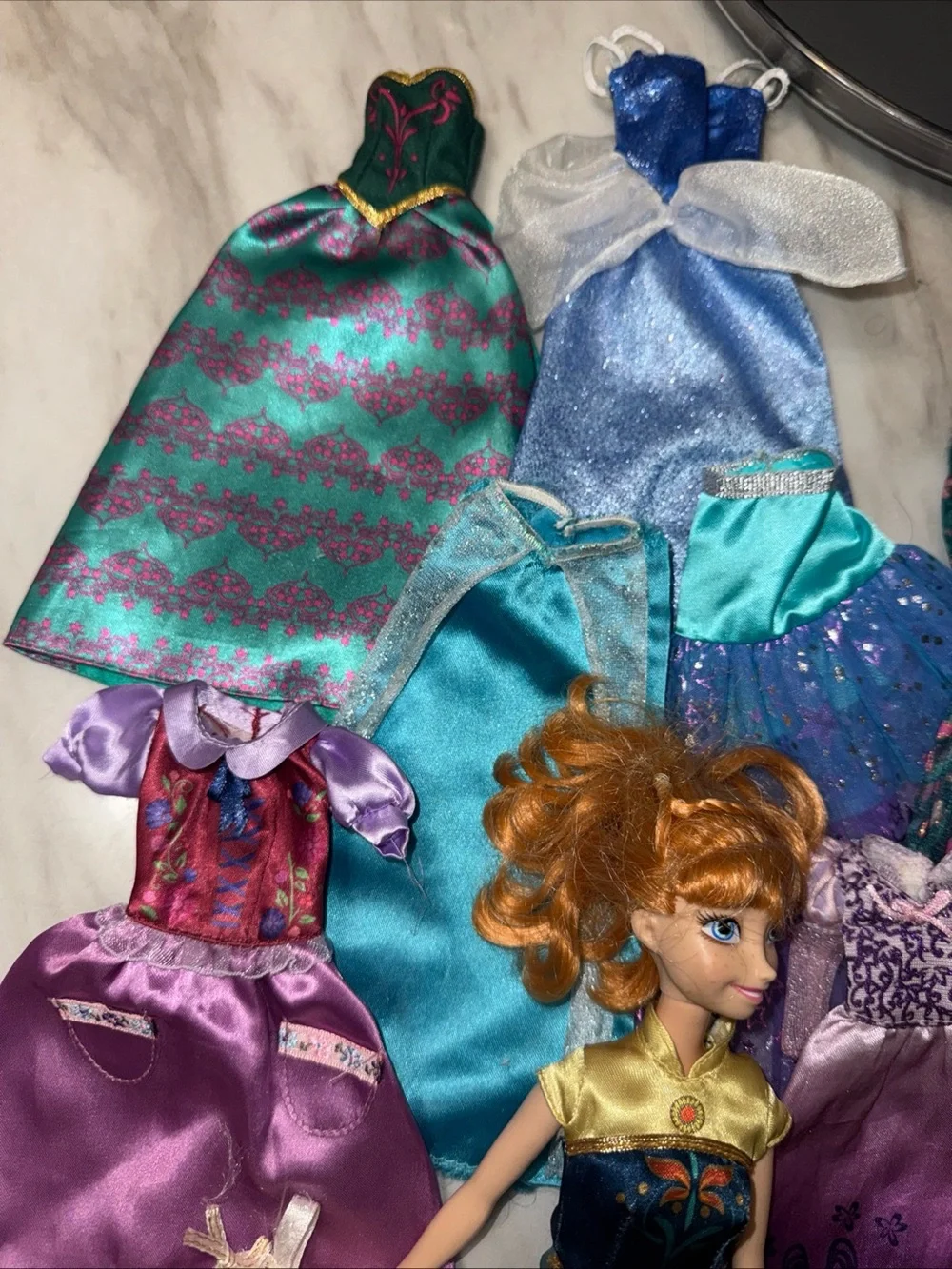 Princess Ana doll and princess dress lot